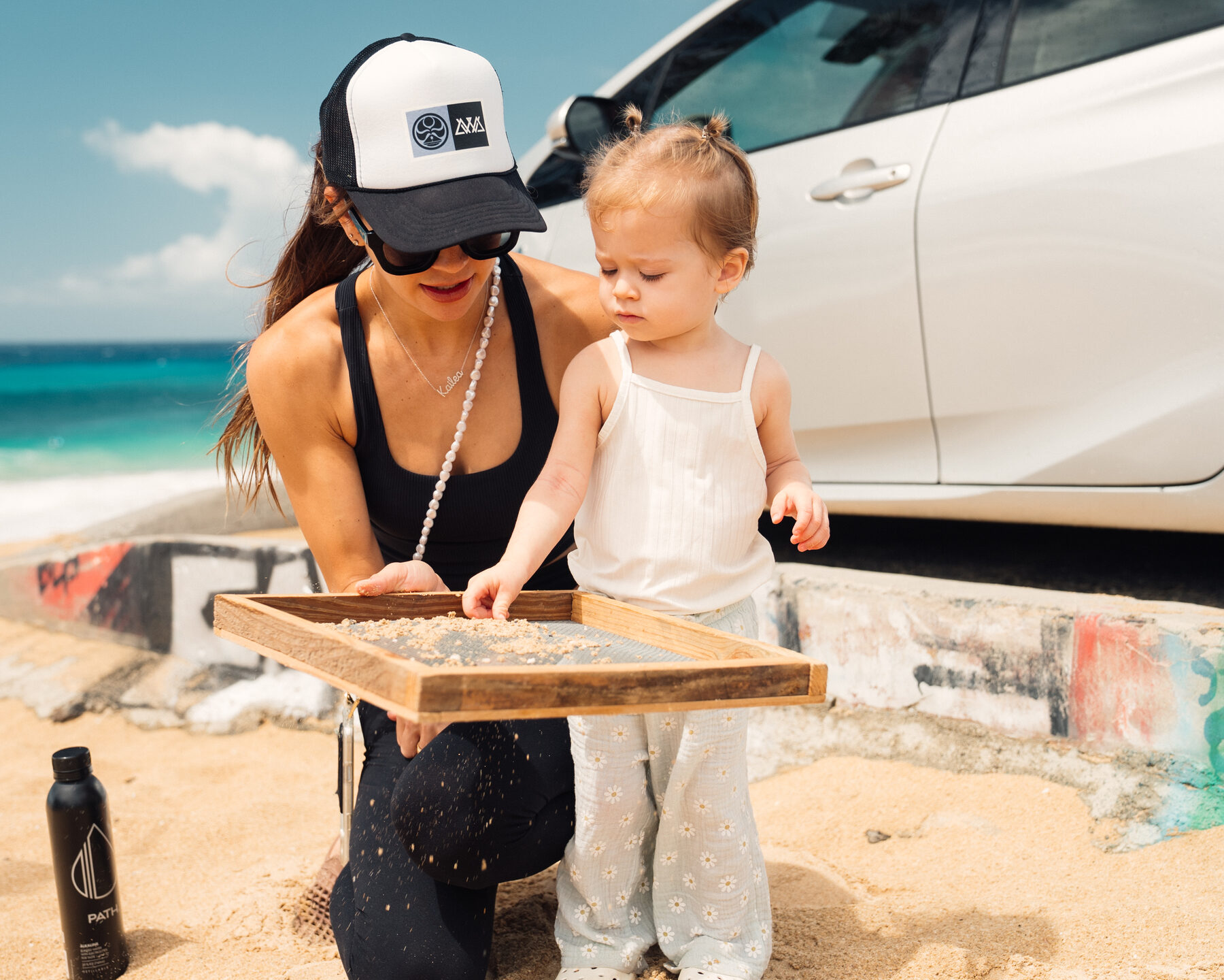 Sifting the sand together, the next generation